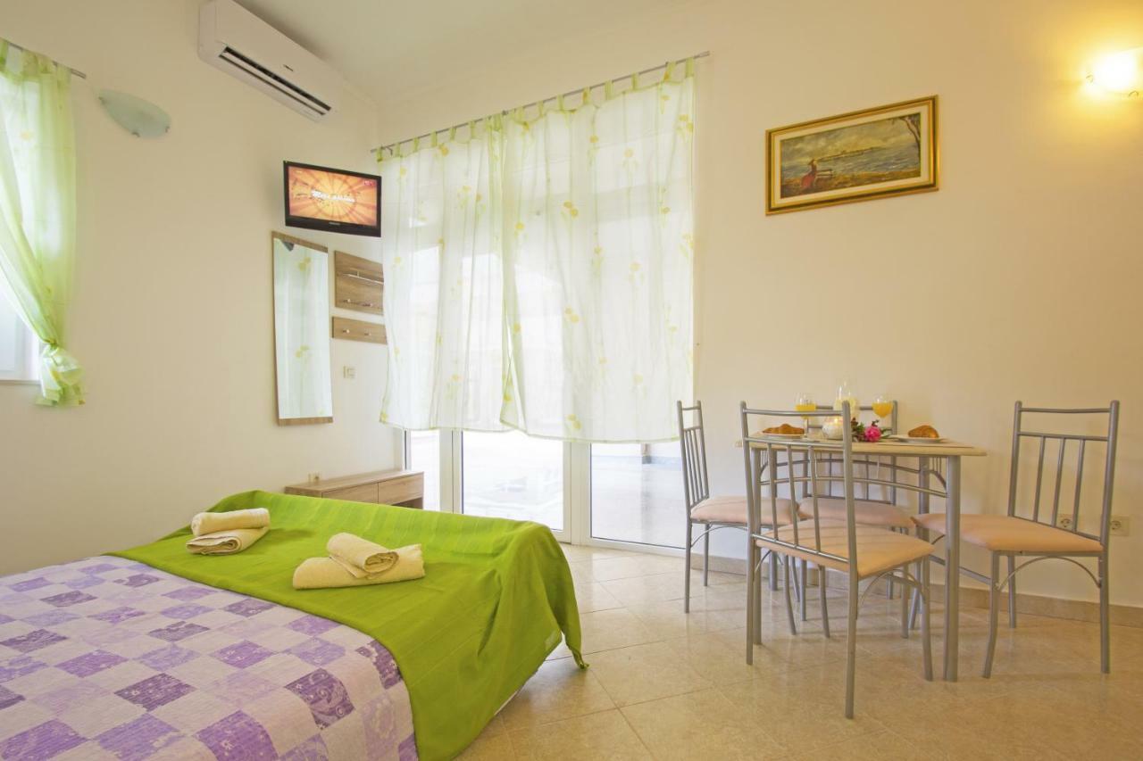 Ferienwohnung Vito Novi Vinodolski Exterior foto